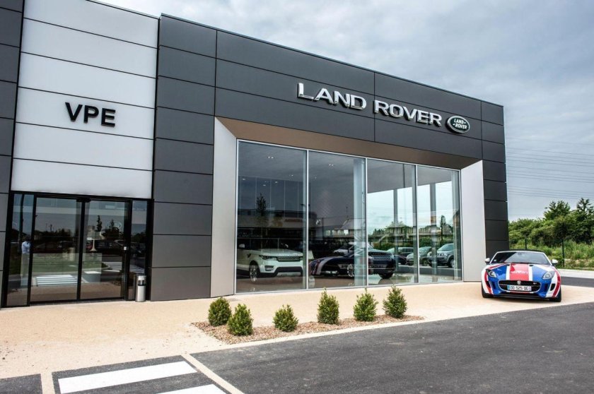 Автосалон фасад