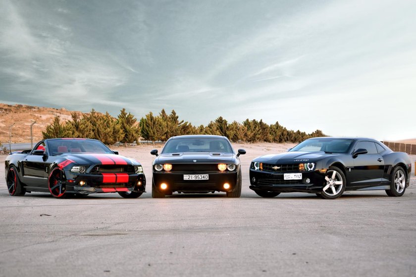 Форд Мустанг Челленджер