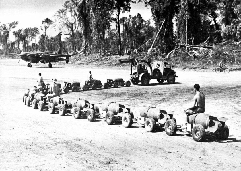 Тележка для подвоза авиабомб