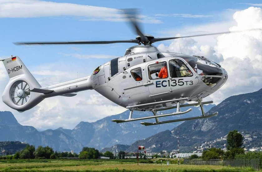 ЕС 135 т2+ вертолет