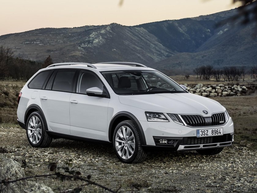 Skoda octavia scout 2018