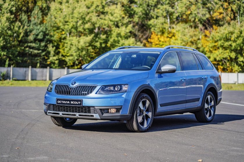 Шкода Октавия Комби 2019