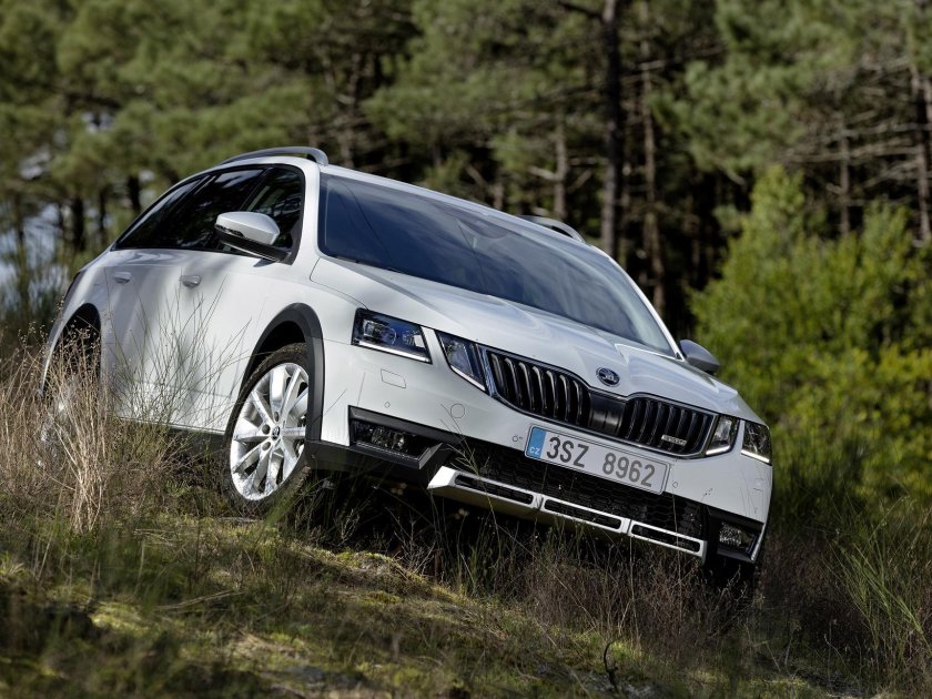 Шкода Октавия Скаут 2017