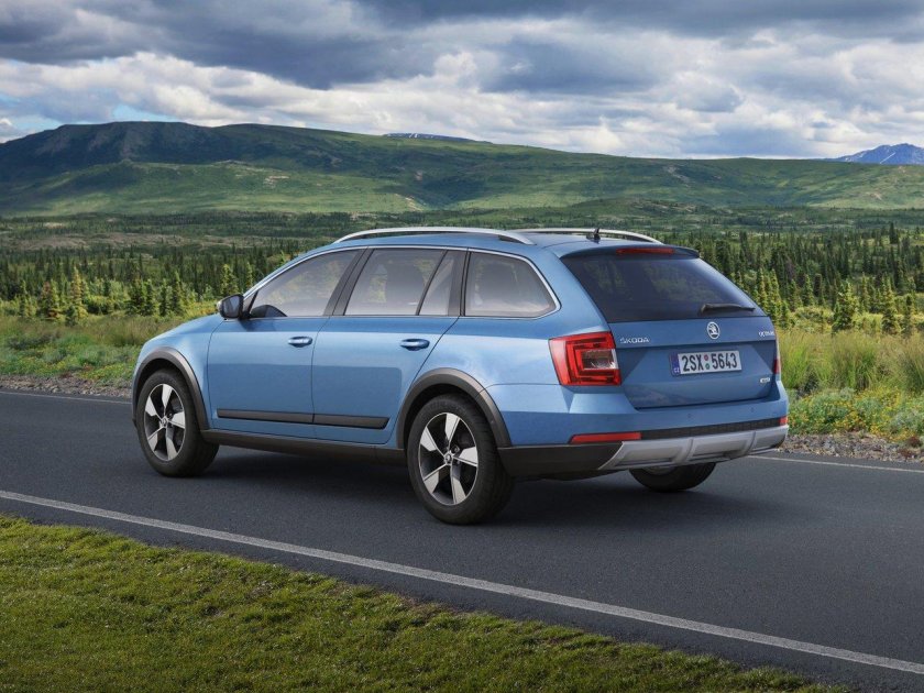 Шкода Октавия Скаут