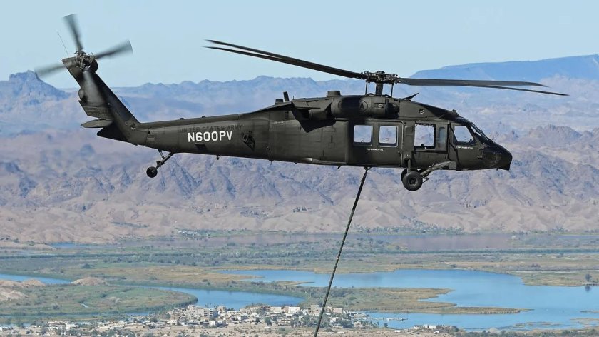 Вертолёт uh-60 Black Hawk