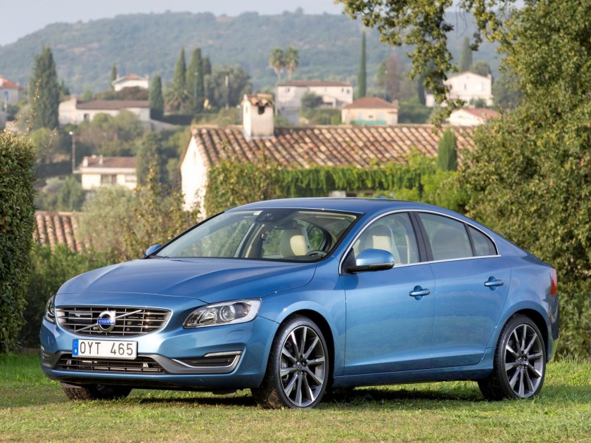 Вольво седан s60