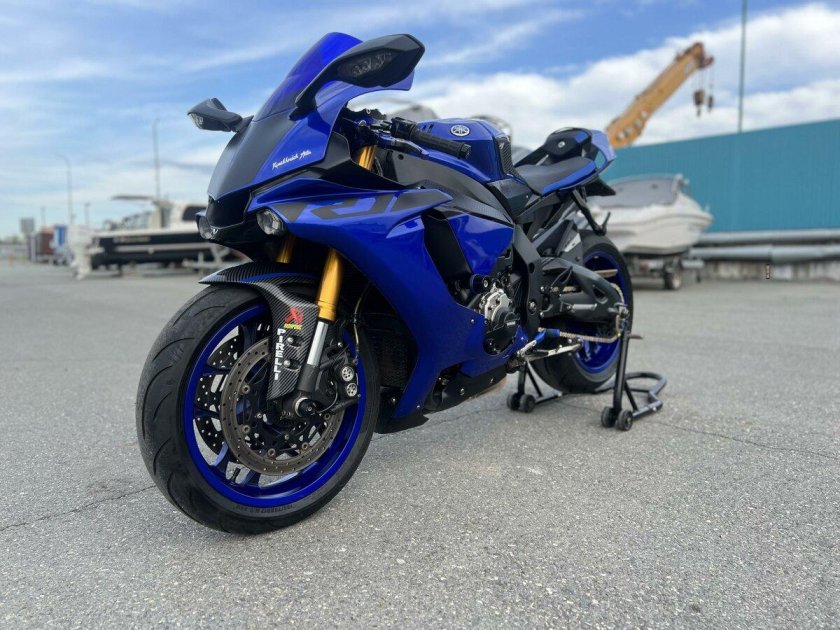 Yamaha yzf r1 2022
