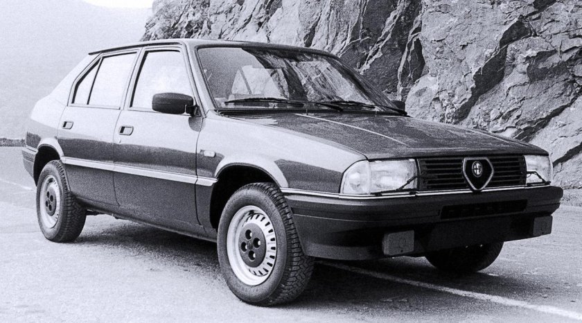 Alfa romeo 33 1983