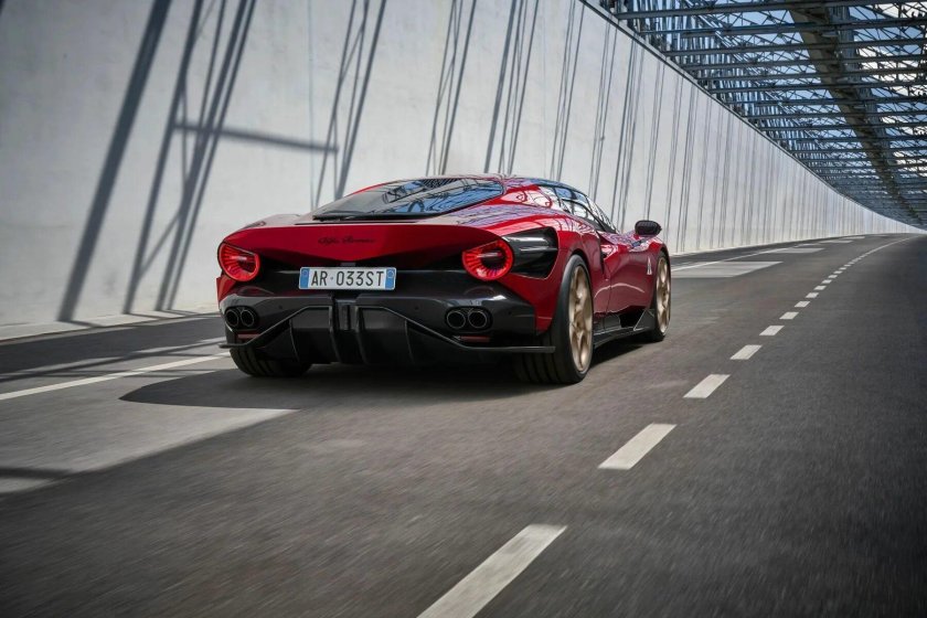 Альфа Ромео 33 страдале