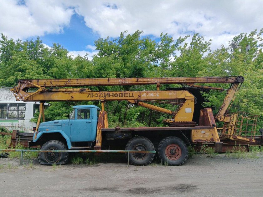 Автовышка зил