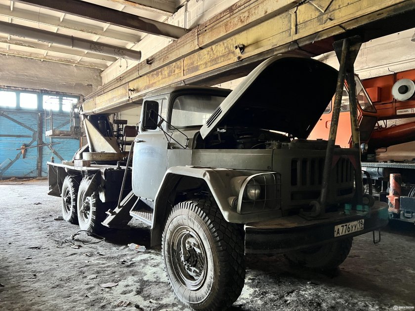 ЗИЛ 131 автовышка
