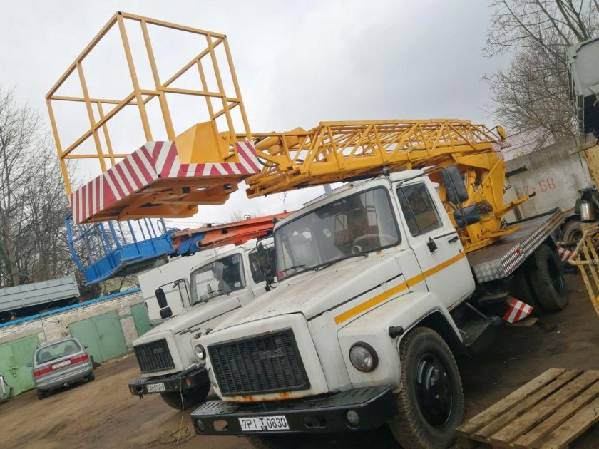 Автовышка ЗИЛ ап-17