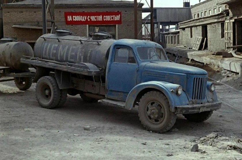 УРАЛЗИС-355м грузовой автомобиль