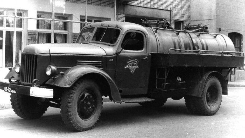 Грузовик ЗИЛ 164