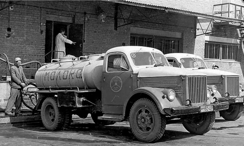 ГАЗ 51 молоковоз