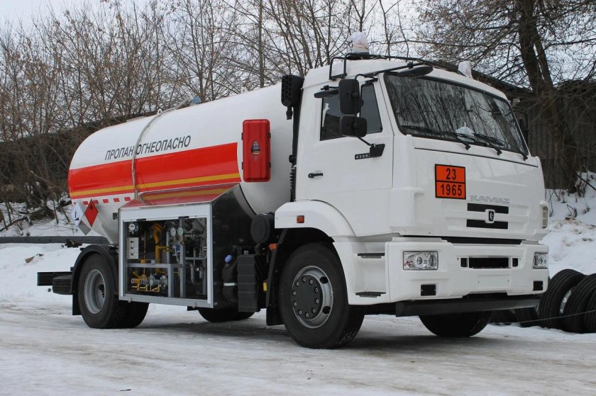 Газовоз КАМАЗ 43253