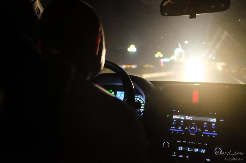 Машина ночью