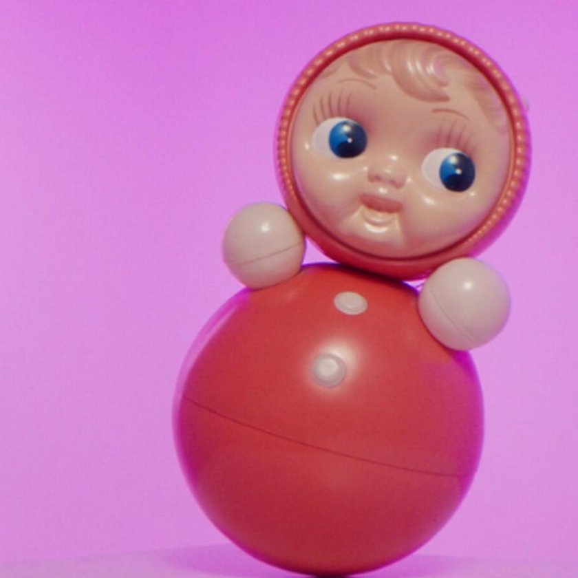 Кукла Ванька встанька