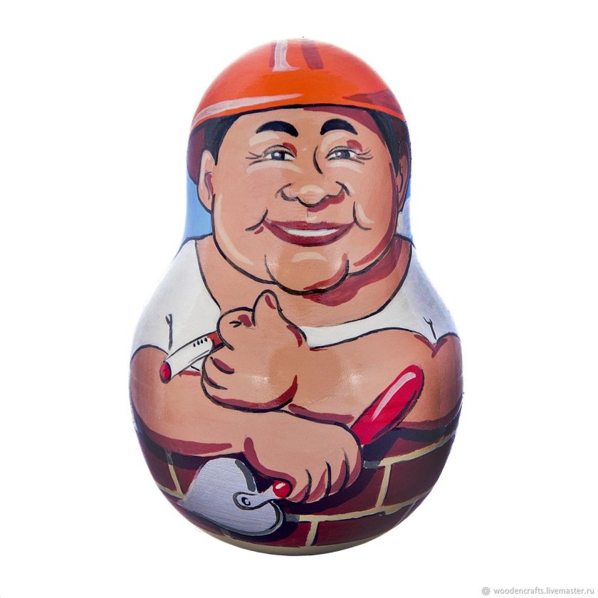 Неваляшка деревянная игрушка