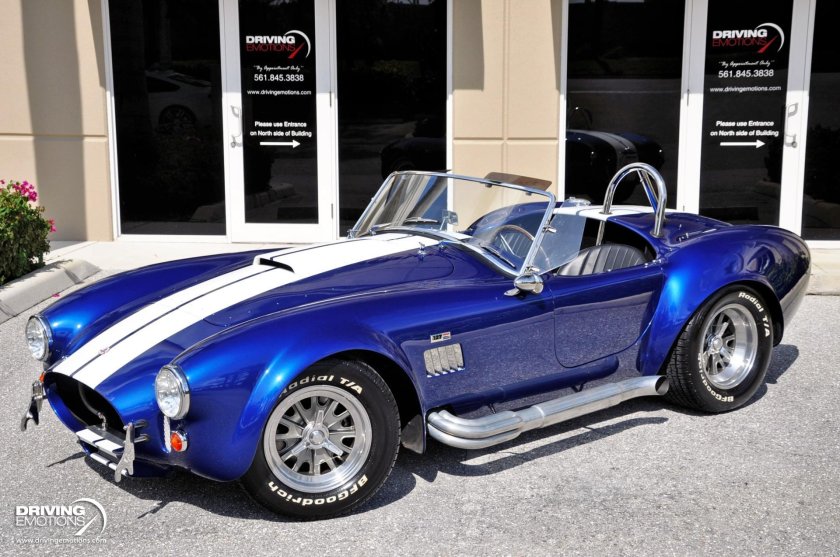 Форд Шелби Кобра