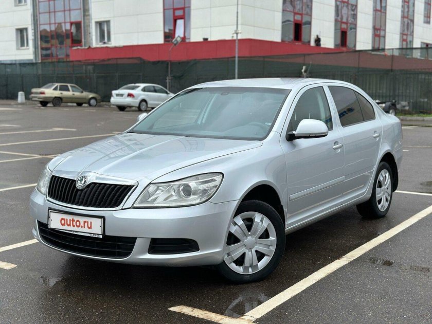 Шкода октавия 2011 серебристая