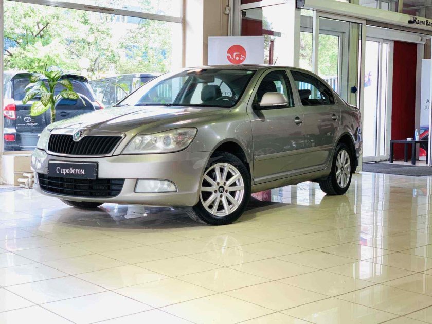 Октавия 2012 1.8 автомат
