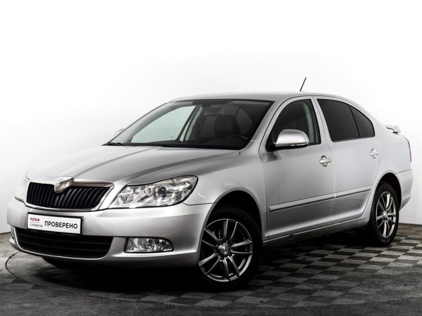 Шкода Октавия 2012