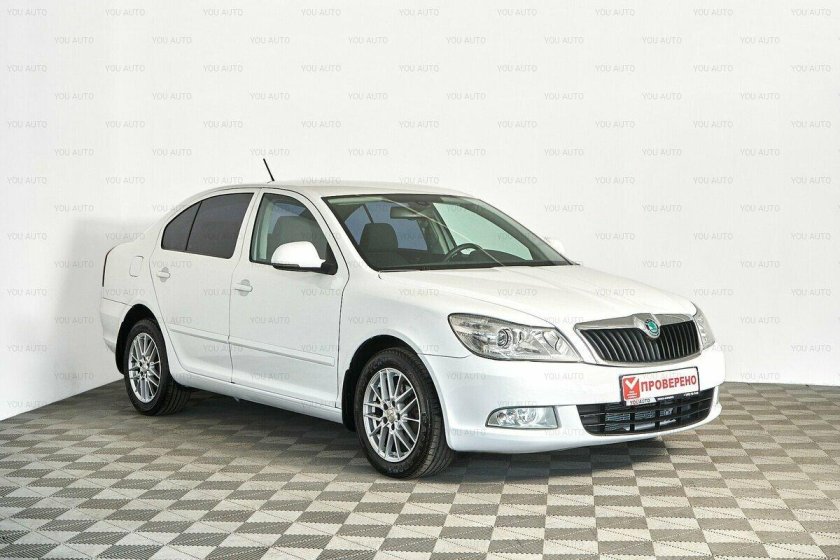Шкода октавия 2011 белая