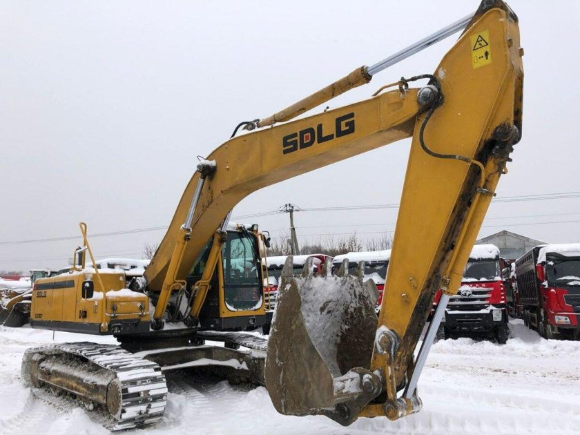 Экскаватор гусеничный sdlg e6210f