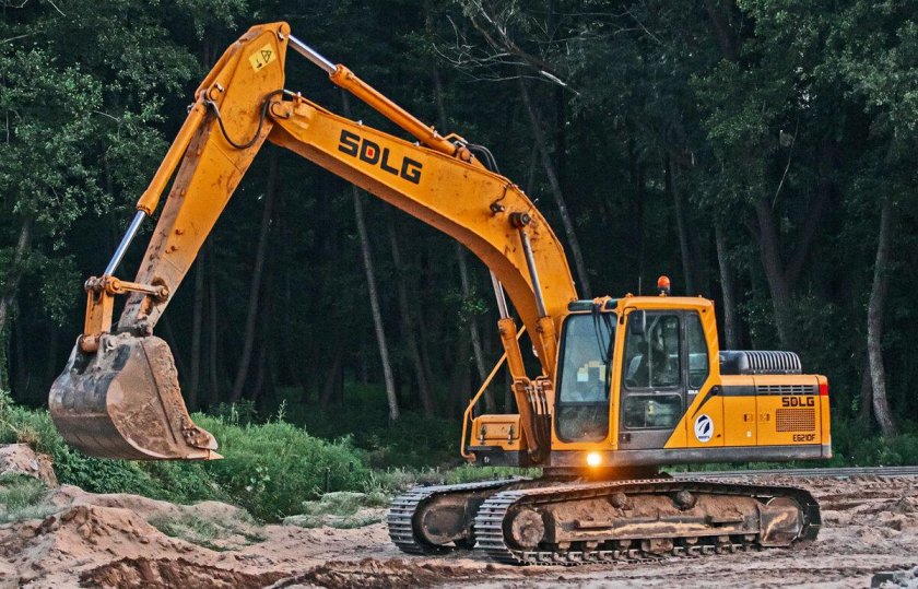 Экскаватор lgce e6210f