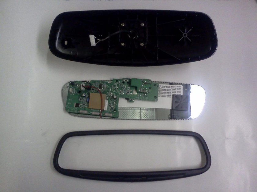 Салонное зеркало Приора