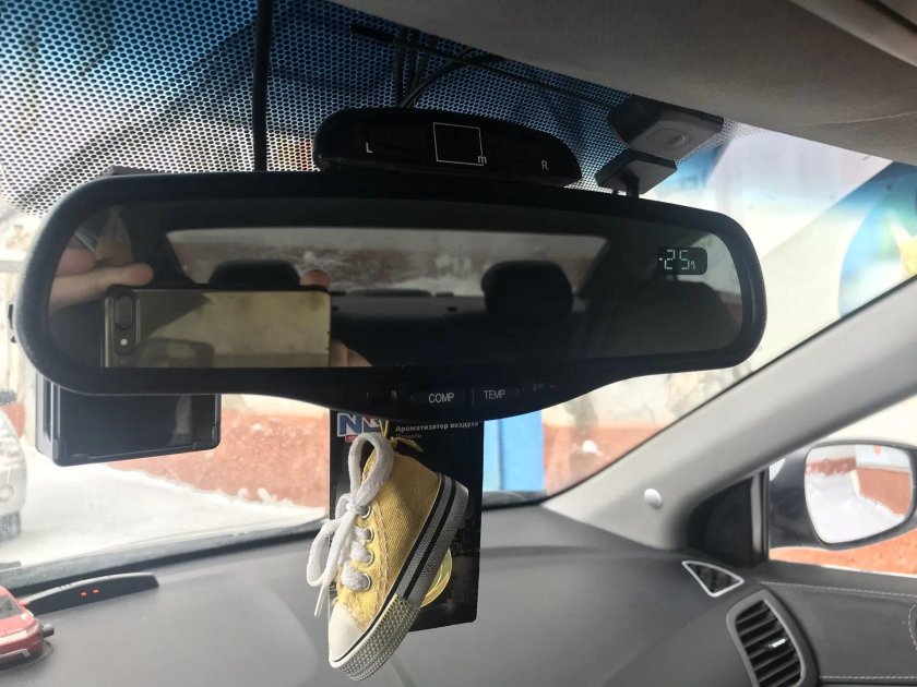 Зеркало заднего вида с автозатемнением Солярис 2