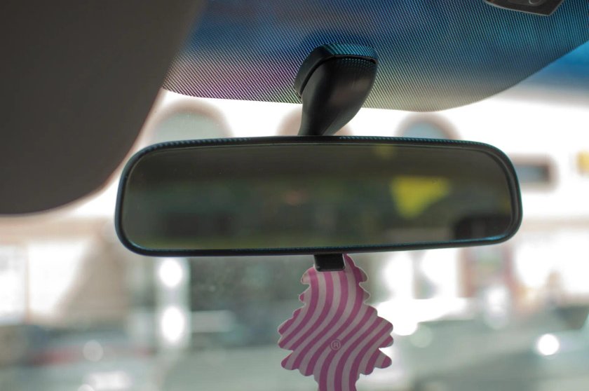 Электрохромное зеркало заднего вида