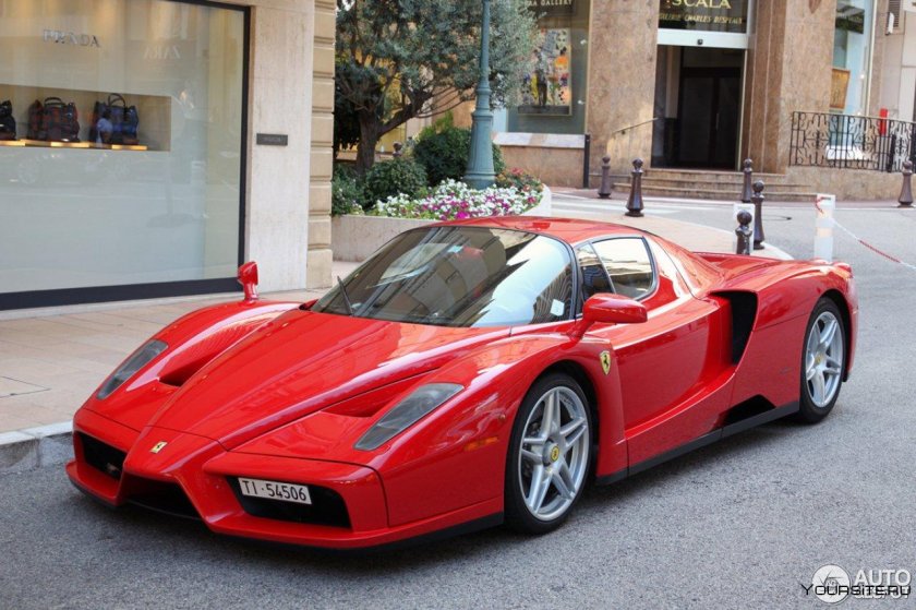 Феррари Энзо в Москве