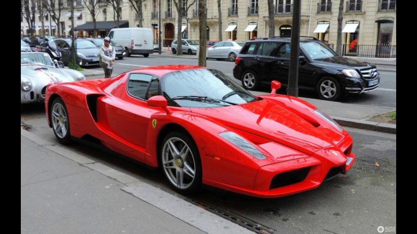 Феррари Энзо 2021