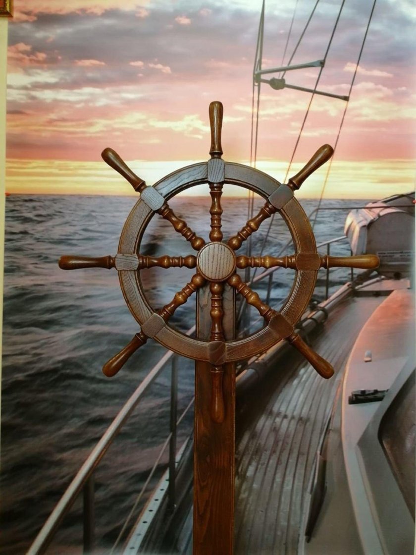 Корабельный штурвал