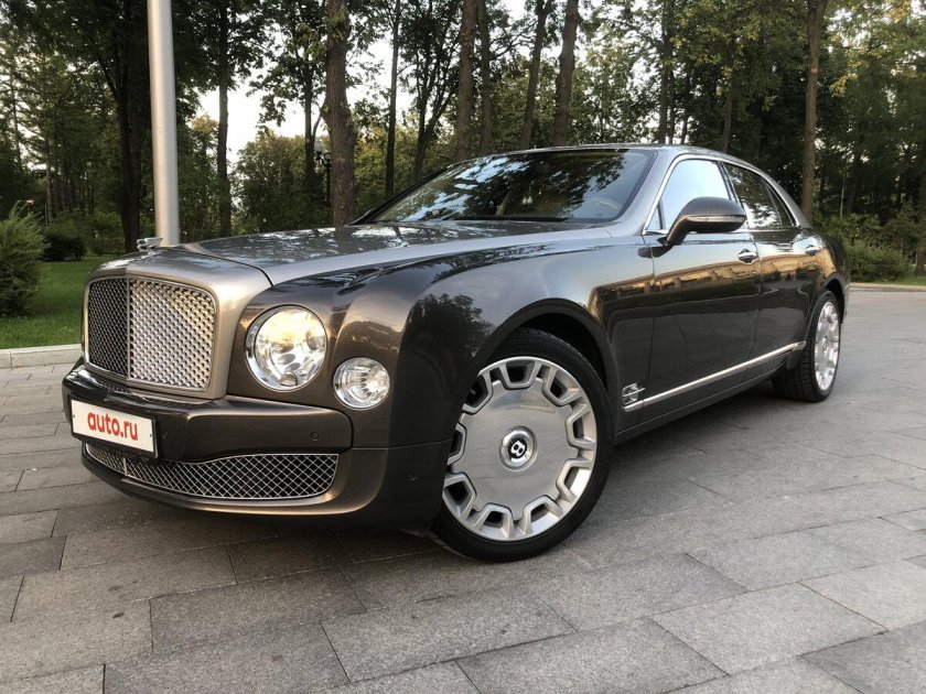 Бентли 2012