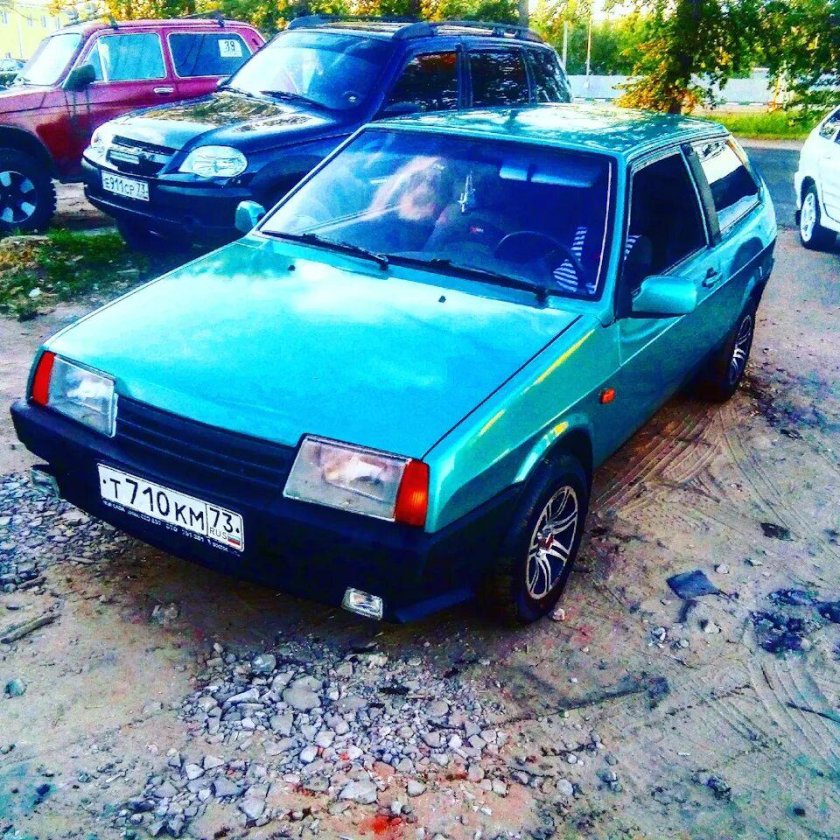 ВАЗ 2108 бирюзовая