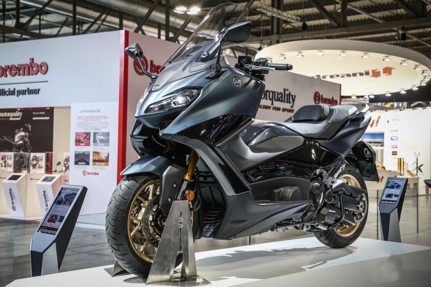 Yamaha TMAX 2022