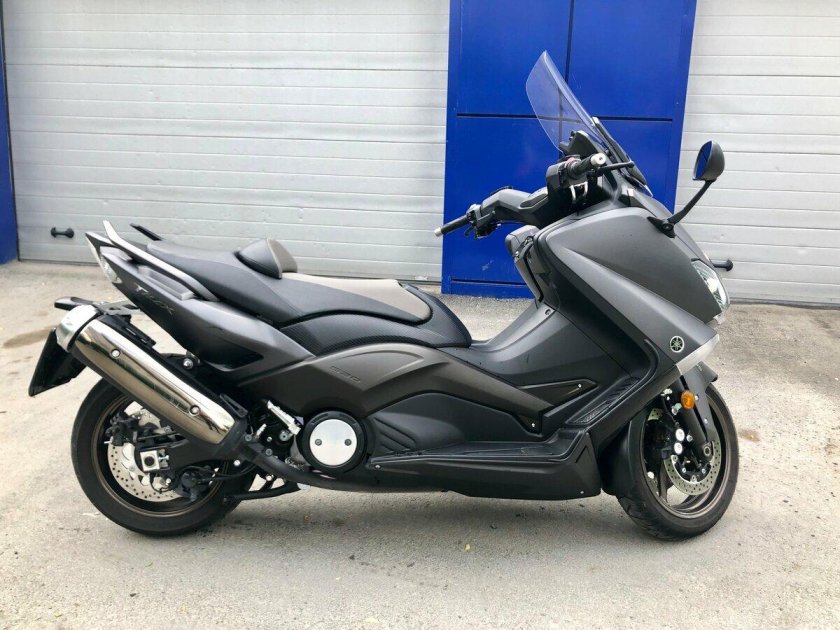 Макси скутер ямаха