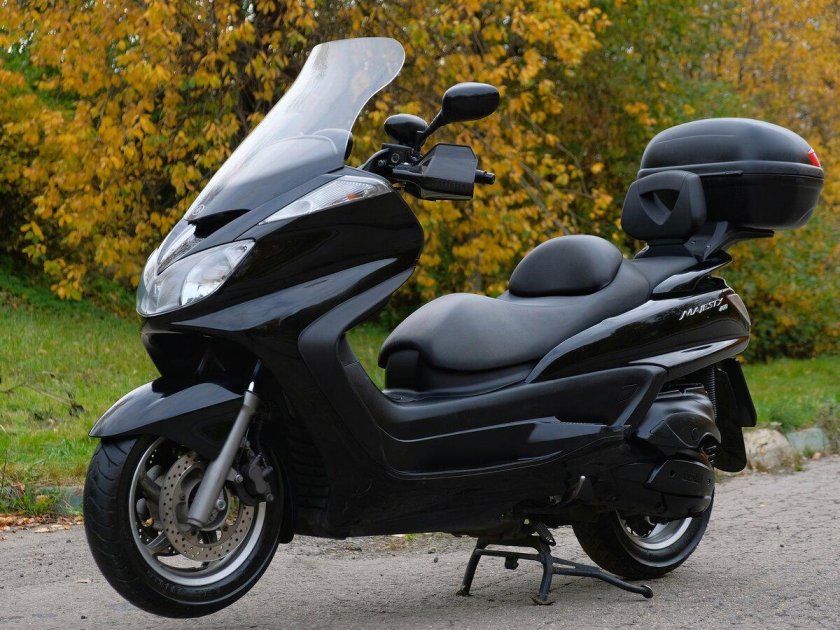 Ямаха Маджести 400