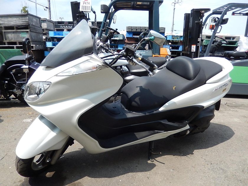 Ямаха Гранд Маджести 400