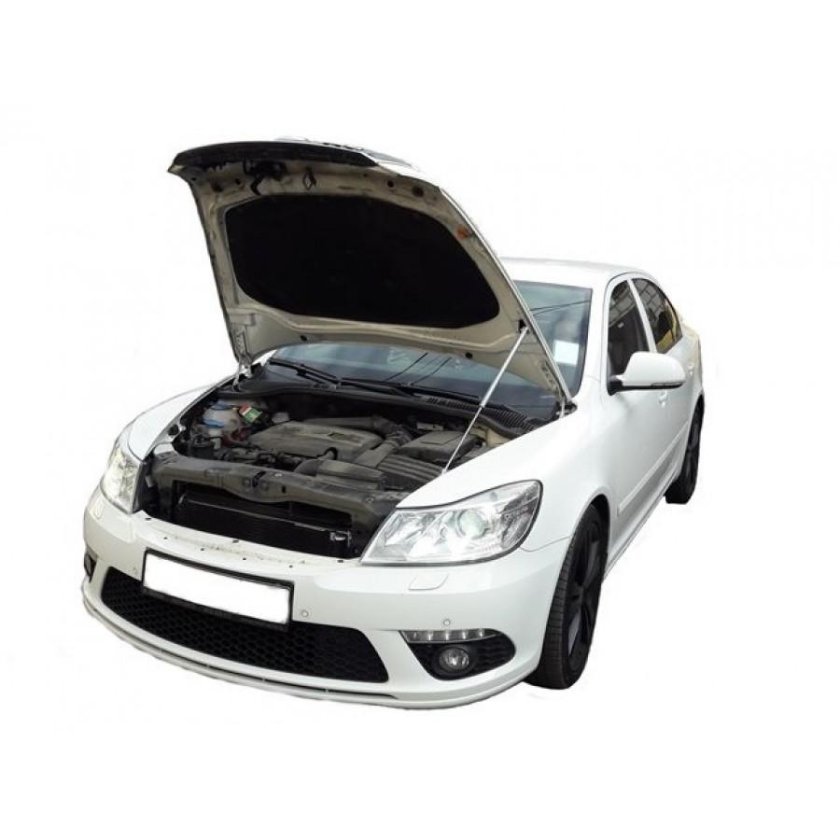 Открытый капот Октавия а5