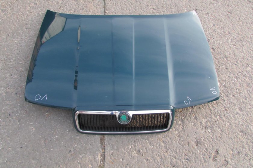 Капот Skoda Octavia Tour 1