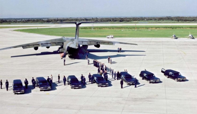 Lockheed c-141 Starlifter