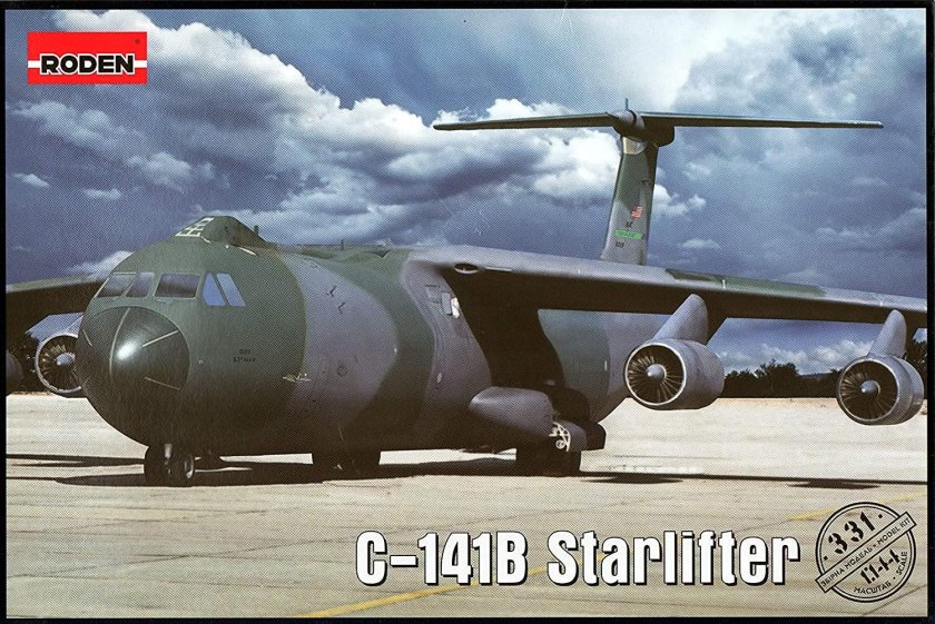 Lockheed c-141 Starlifter