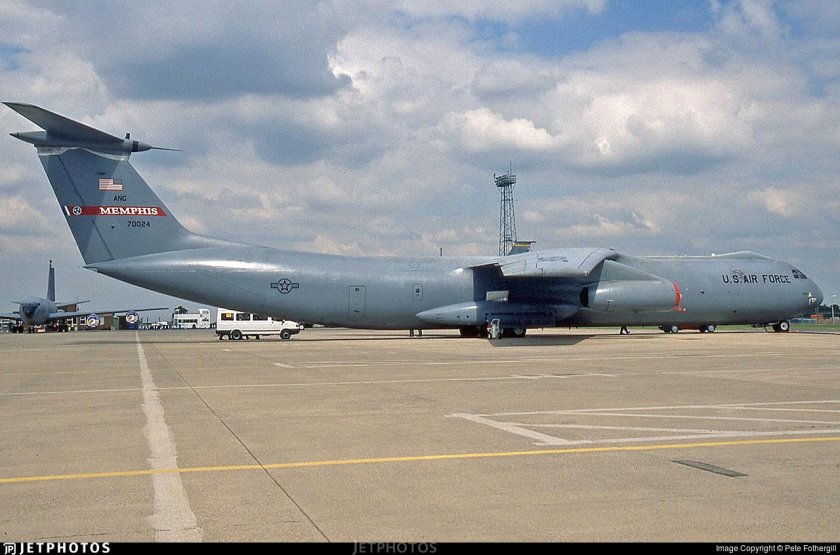 Boeing c-17 globemaster iii