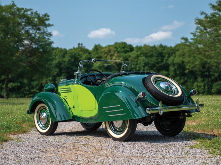 Автомобиль родстер 1938 года