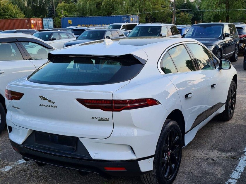 Jaguar i-pace ev400