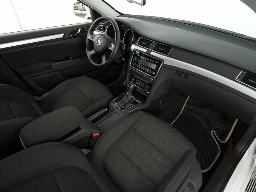 Шкода суперб 2012 салон